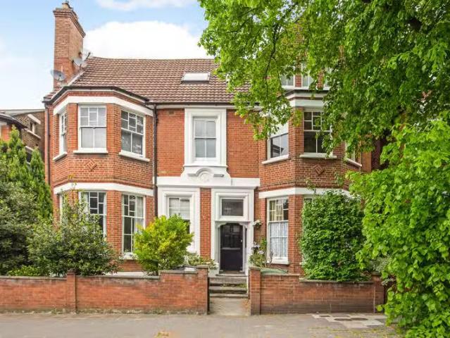 Apartment for rent in Streatham Hill, Streatham Hill