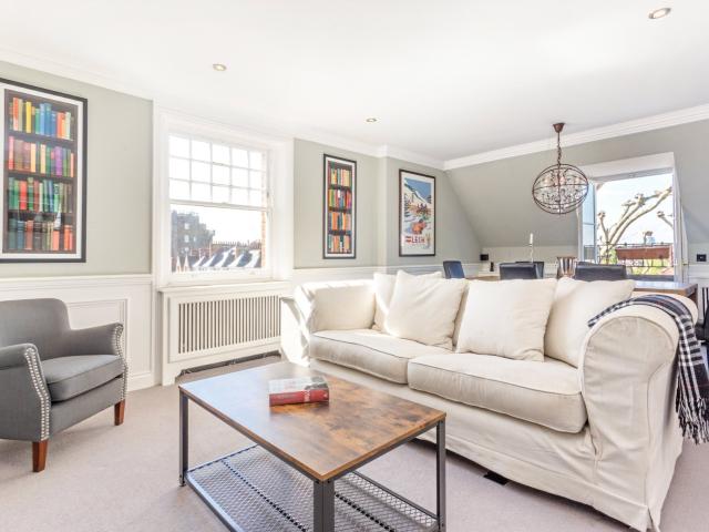 Apartment for rent in Chelsea, Greater London
