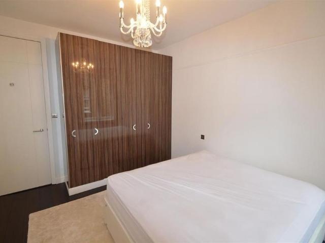 House for rent in Cann Hall, Greater London