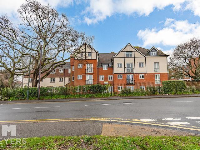 Apartment for rent in Wick, Bournemouth
