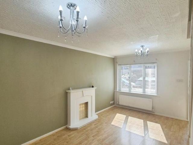House for rent in Dyffryn Clydach, Neath