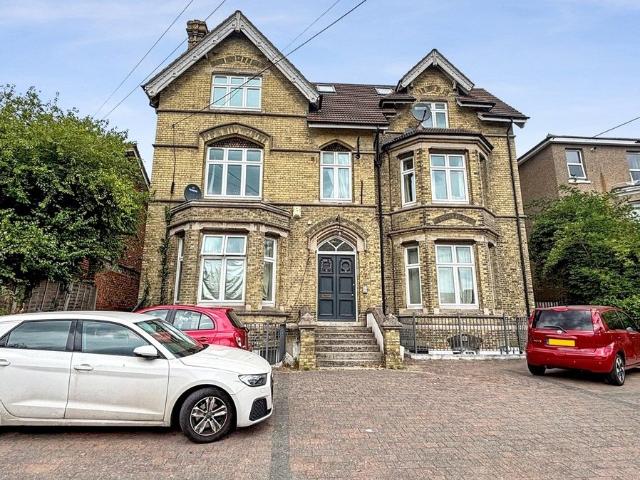 Apartment for rent in Barming, Midway