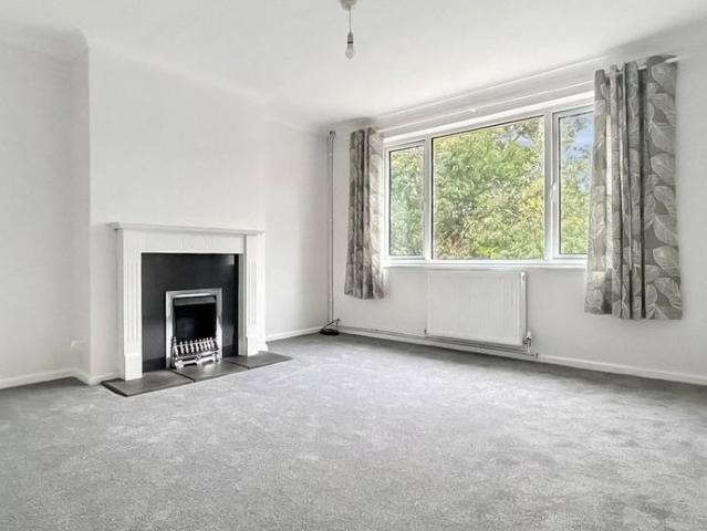 House for rent in Barnehurst, Greater London