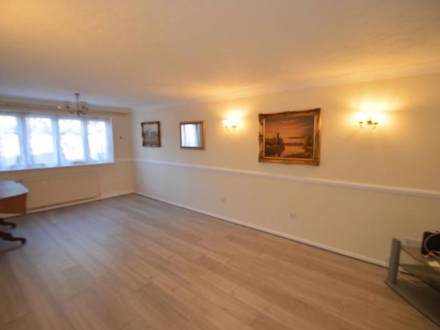 House for rent in Crook Log, Welling