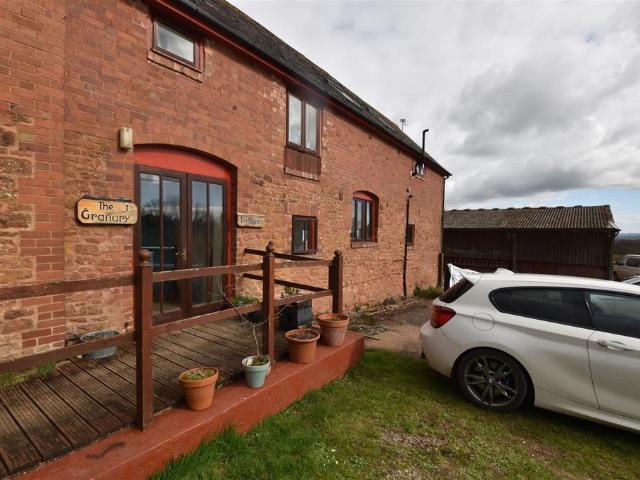 House for rent in Budlake, Devon