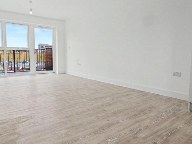Apartment for rent in Castle Hill, Monks Orchard