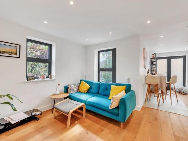 House for rent in Tufnell Park, Greater London