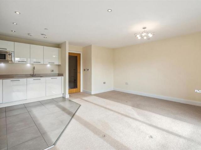 House for rent in Caldecott, Dromore