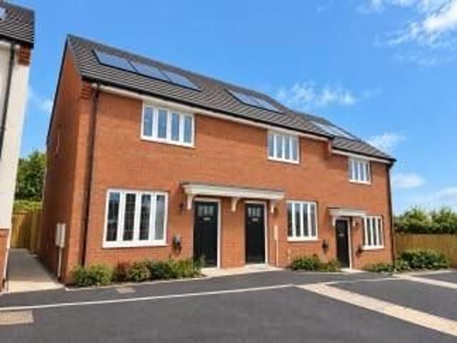 House for rent in Upper Harlestone, Harlestone