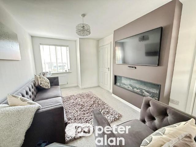House for rent in Bryncethin, Wales