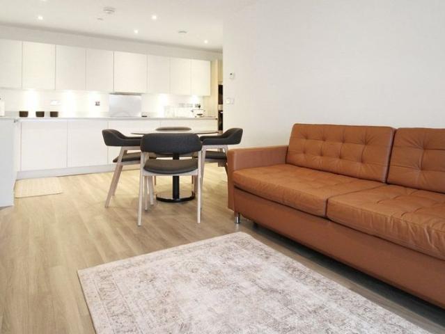 Apartment for rent in Castle Hill, Monks Orchard