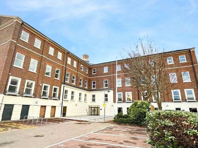 Apartment for rent in Luton, Chatham