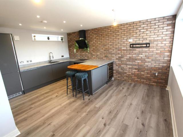 House for rent in Statham, Lymm