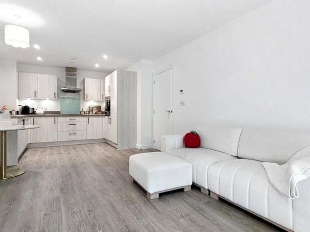Apartment for rent in Bourne Vale, Kent