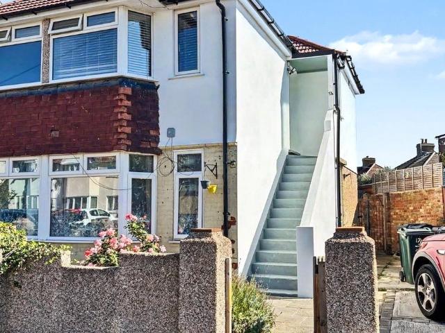 Apartment for rent in Midway, Kent