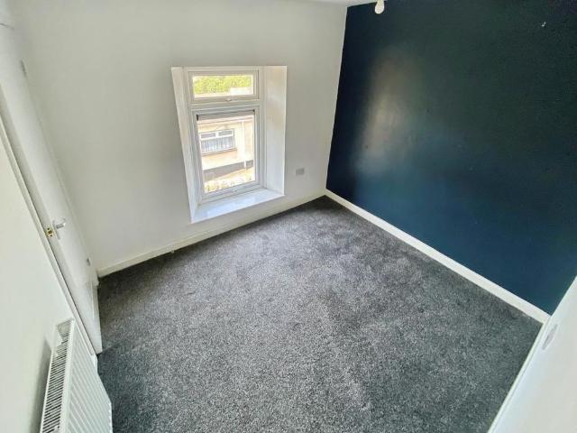 House for rent in Pentre, Ton Pentre