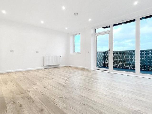 Apartment for rent in Monks Orchard, Kent