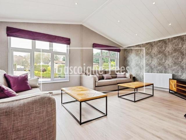 House for rent in Fole, Surrey