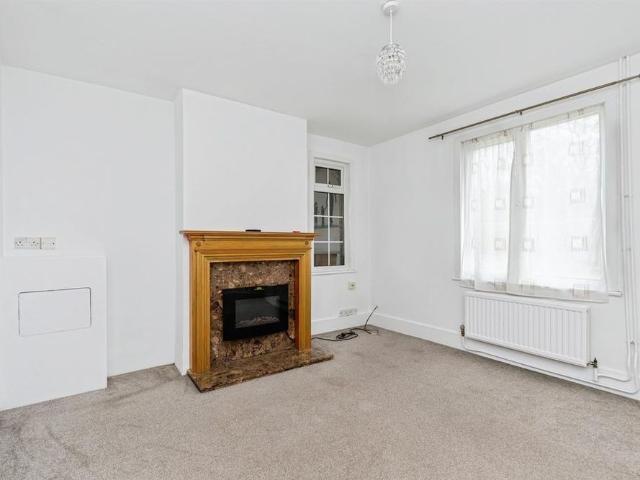 House for rent in Fretherne, Hertfordshire