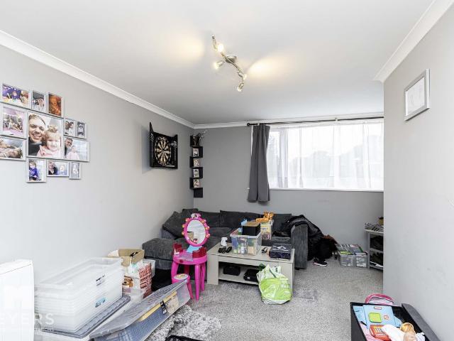 Apartment for rent in Tricketts Cross, Ferndown
