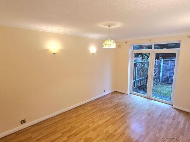 House for rent in Edgebury, Greater London