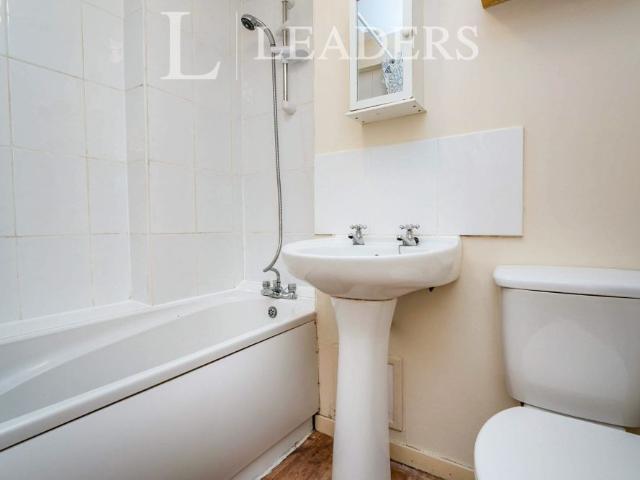 Apartment for rent in Ewens Farm, Golden Valley
