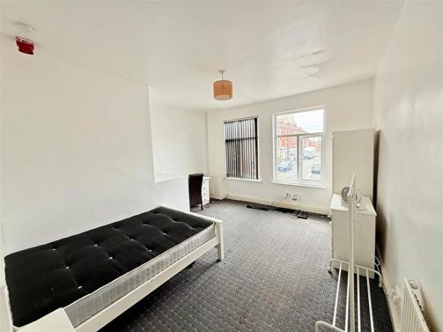 Apartment for rent in Hyson Green, Haddon