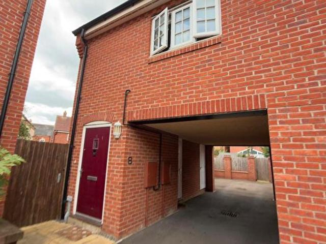 Apartment for rent in Bedford