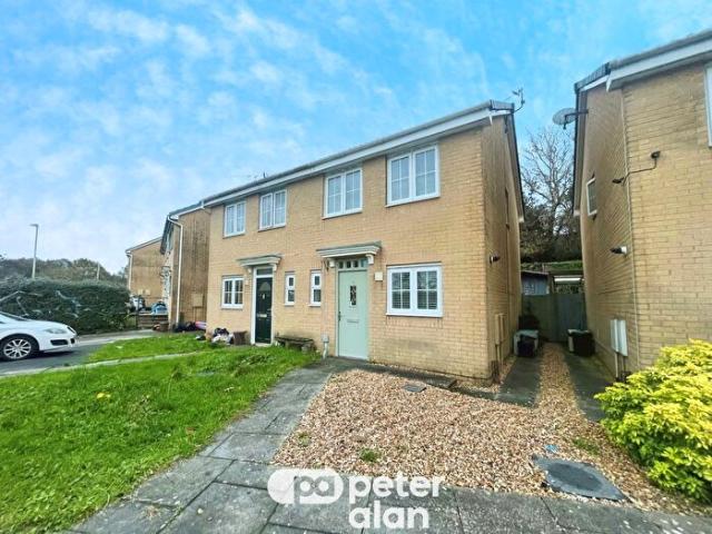 Apartment for rent in Sarn, Wales