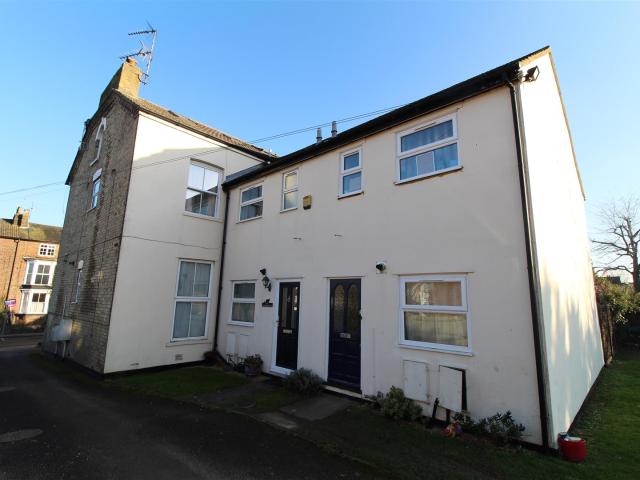 House for rent in Dunstable, Central Bedfordshire