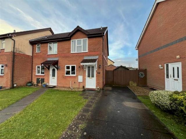 Apartment for rent in Gowerton, Wales