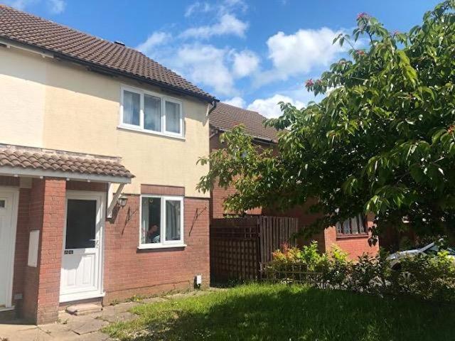 Apartment for rent in Gorseinon, Wales