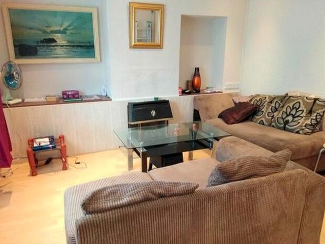 Apartment for rent in Nangreaves, Wales