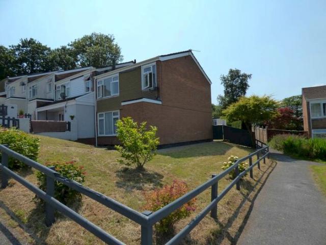 Apartment for rent in Carmarthen, Wales