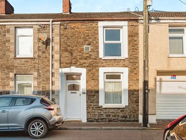 Apartment for rent in Cimla, Neath