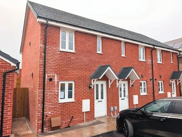 Apartment for rent in Llanharry, Brynsadler