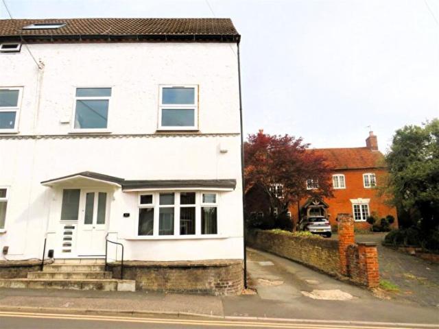Apartment for rent in Green Close, Warwickshire