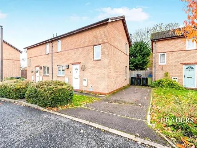 Apartment for rent in Crownhill, Shenley Church End