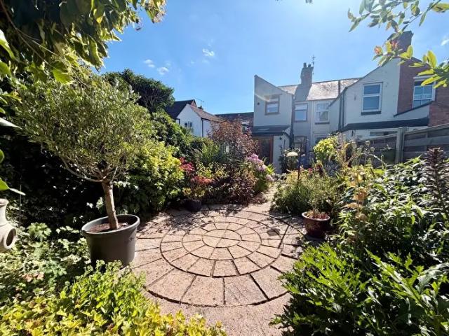 Apartment for rent in Elmfield, Leicestershire