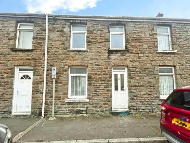 Apartment for rent in Cimla, Neath