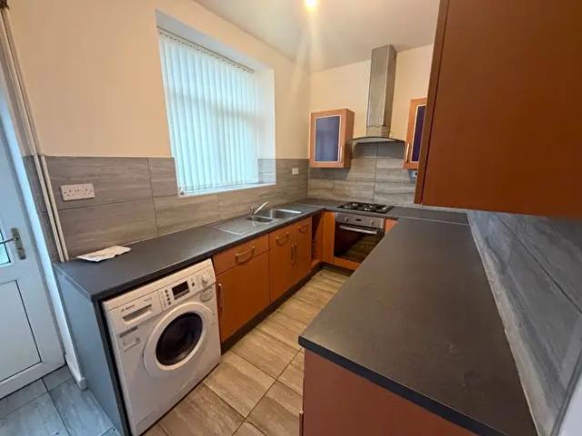 Apartment for rent in Cwmrhydyceirw, Swansea