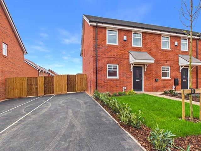 Apartment for rent in Keresley Green, Keresley