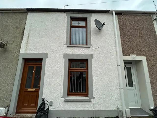 Apartment for rent in Briton Ferry