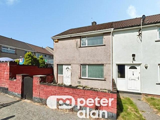 Apartment for rent in Merthyr, Wales