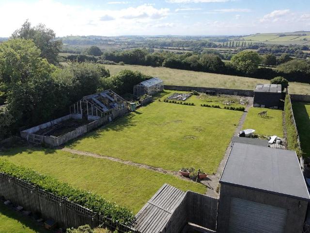 Land for sale in Tunley
