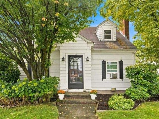 House for sale in Providence, Providence County