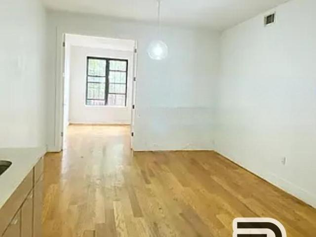 Apartment for rent in Queens, Arverne