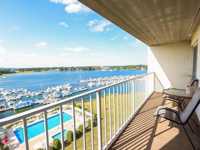 Condo for sale in Captain's Cove, Quincy