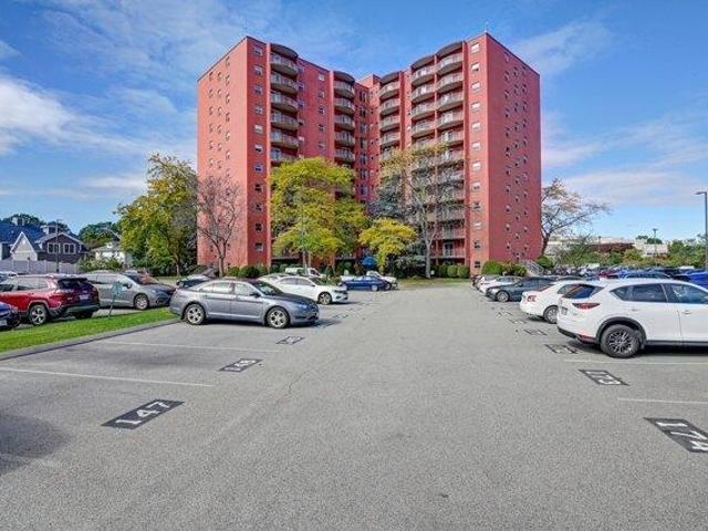 Condo for sale in Quincy, Massachusetts