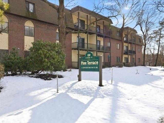 Condo for sale in Randolph, Massachusetts